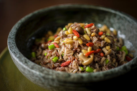 Fried Brown Rice Medley with Hon Shimeji Mushrooms, Asparagus, Yam, Goji Berries & Pine Nuts 🌱  Ⓝ